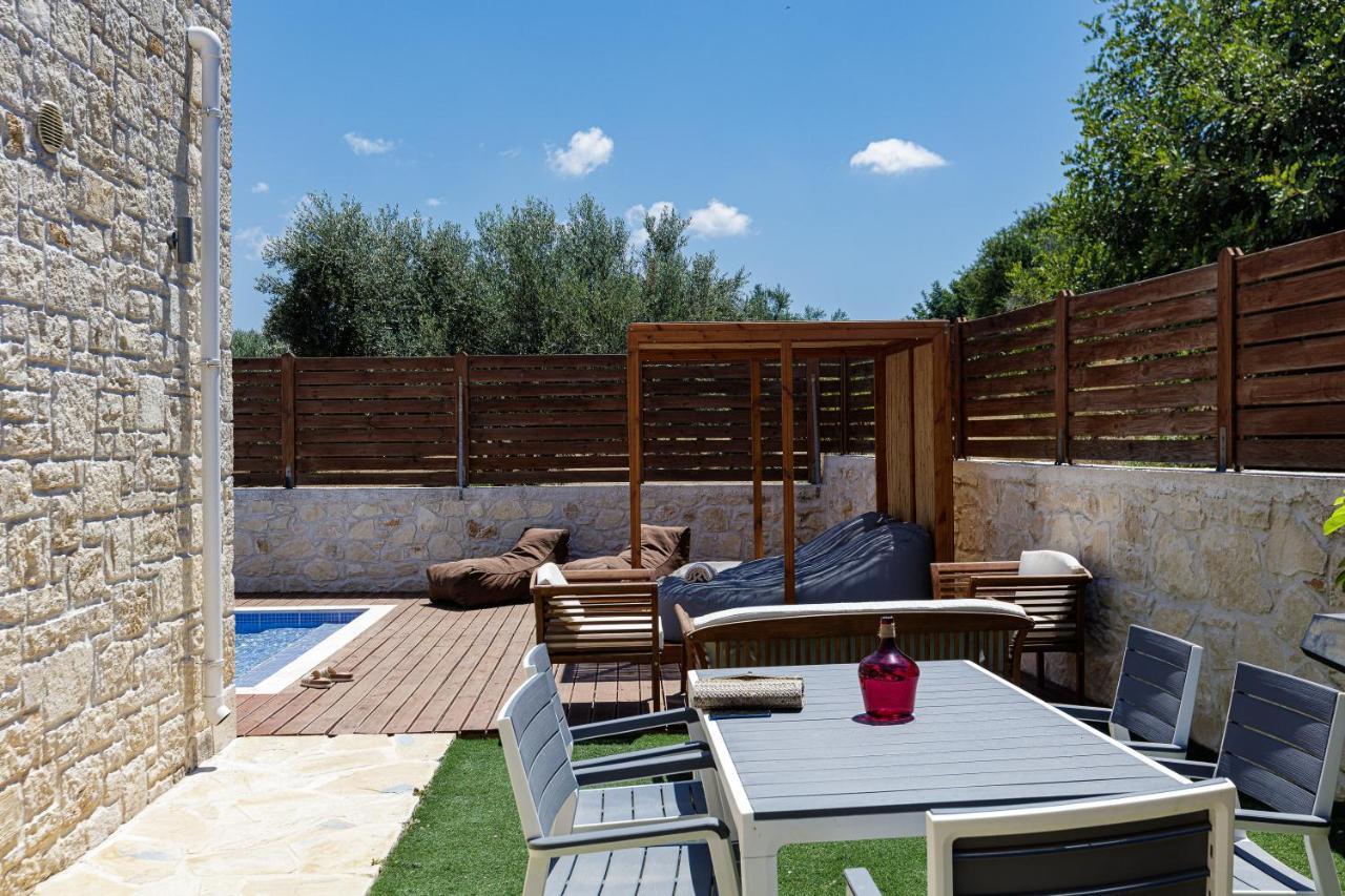 Pangalochori Villa Vera - With Private Heated Pool & Jacuzzi מראה חיצוני תמונה
