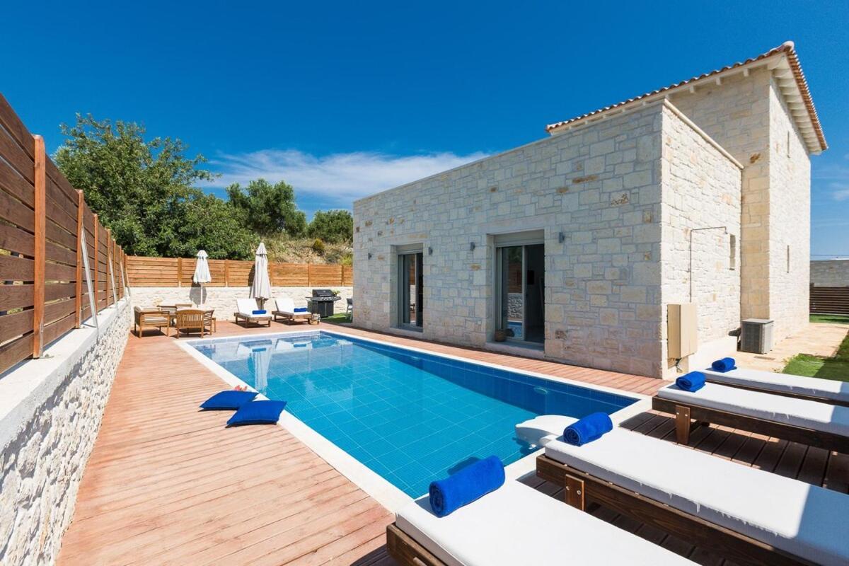 Pangalochori Villa Vera - With Private Heated Pool & Jacuzzi מראה חיצוני תמונה