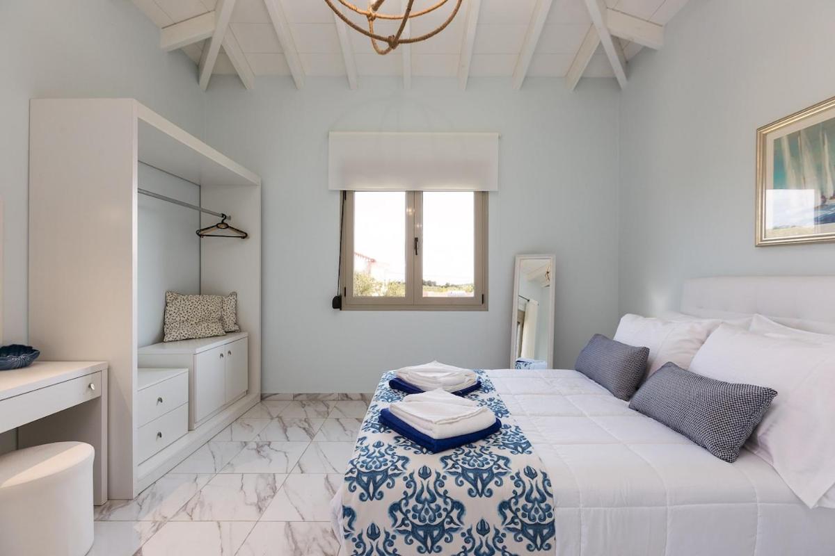 Pangalochori Villa Vera - With Private Heated Pool & Jacuzzi מראה חיצוני תמונה
