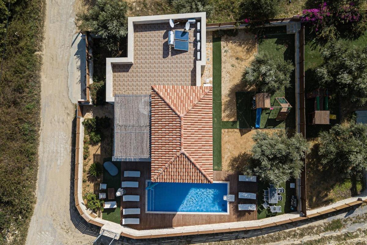 Pangalochori Villa Vera - With Private Heated Pool & Jacuzzi מראה חיצוני תמונה